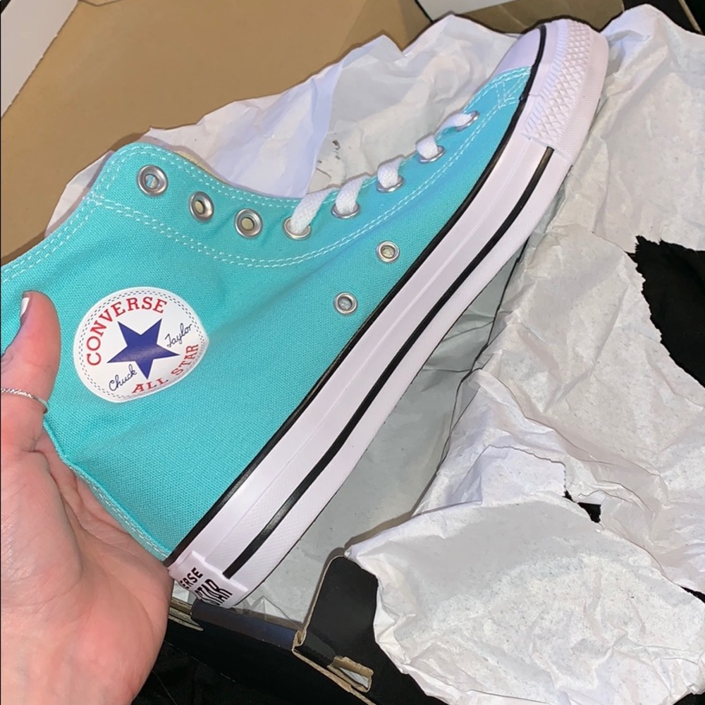 CHUCKS brand new